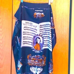 Mozart sonata Salzburg Austrian opera house green square neck scarf music EUC